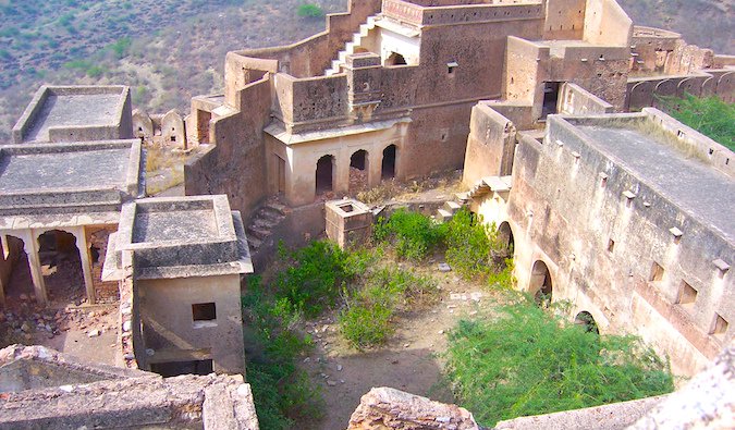 ruins in Bundi