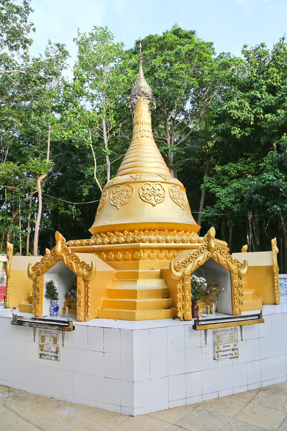 Burmese Temple Hike Koh Tao