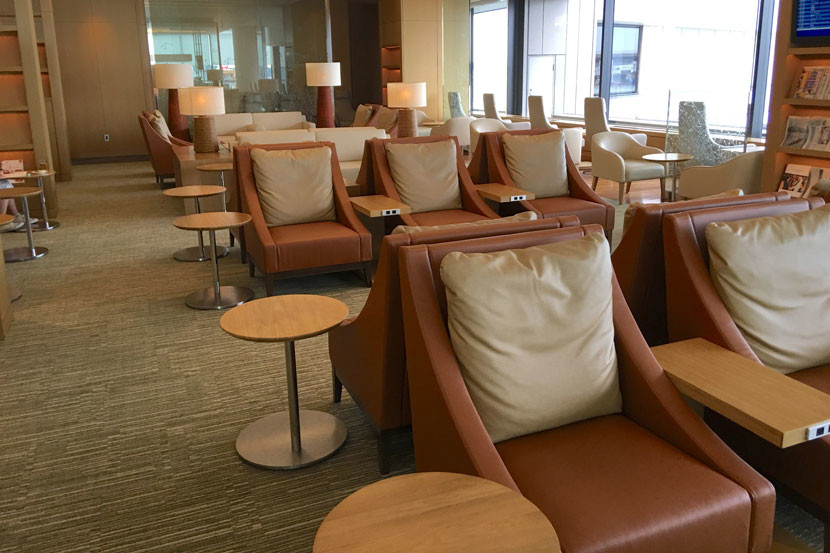 Most Sakura Lounge seats have their own AC outlet.