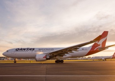 qantas-a330-200-sunrise.jpg