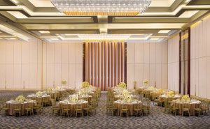 ballroom-wedding-set-up-2-300x185.jpg