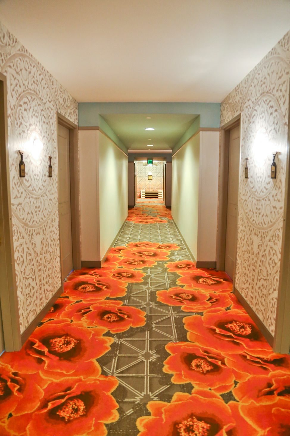 Hallways at Loews Royal Pacific Resort • Universal Orlando Resort