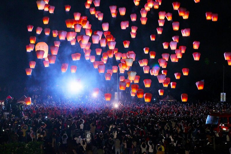 Pingxi (Pingsi) Sky Lantern Festival, Taiwan