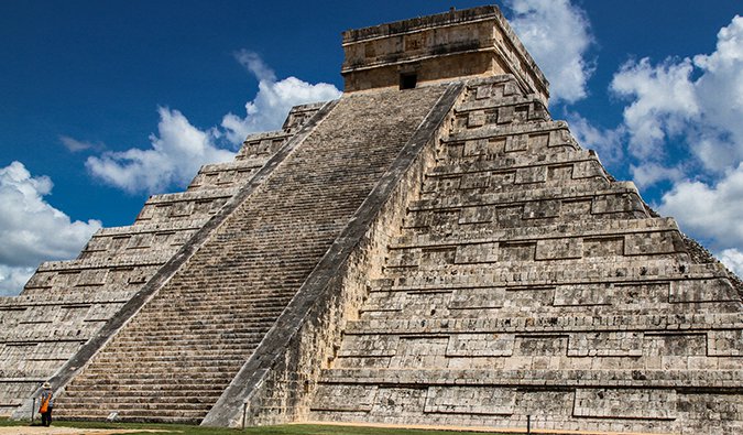 Chichén Itzá Mayan temples