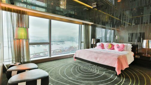 w-hong-kong-x-i.t-stylenanda-pink-hotel_ewow_07-504x284.jpg