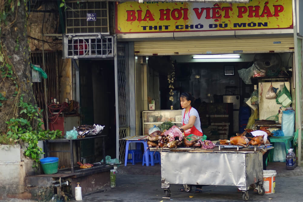 Dog meat trade Vietnam