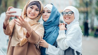 Muslim Women Travelers
